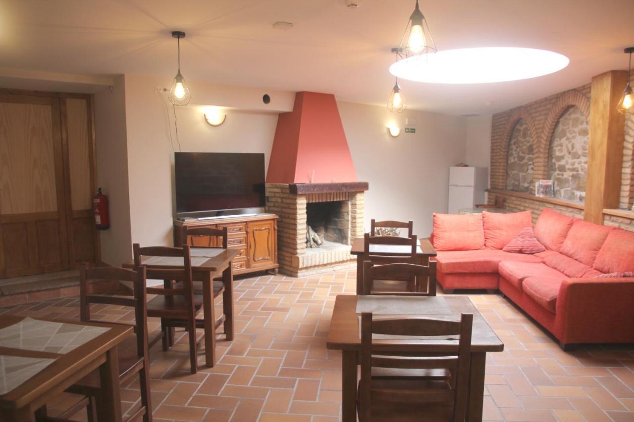Hostal Rural 18 De Abril Olite Bagian luar foto